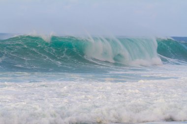 büyük dalgalar, oahu boru hattı.