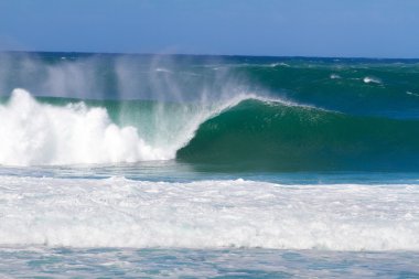 Hawaii'de dev dalga break