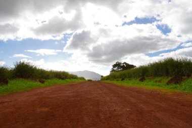 lange onverharde weg schilderachtige