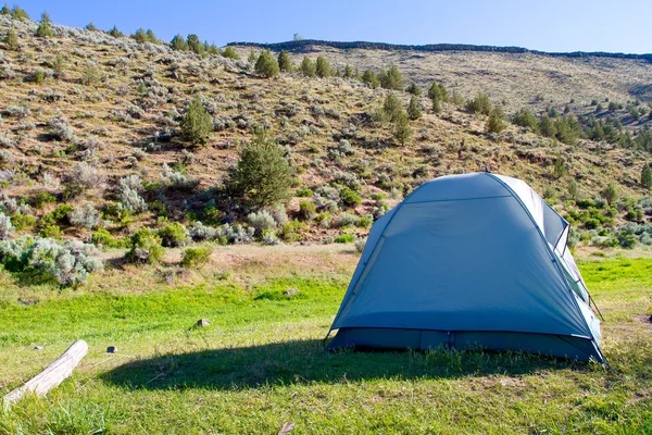 Rustic River Camp — Stock Photo, Image