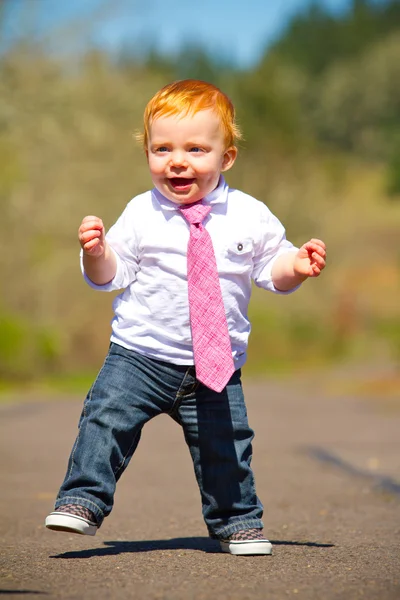 Baby First Steps — Stock Photo, Image