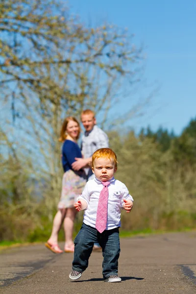 Één jaar oude ouderschap — Stockfoto