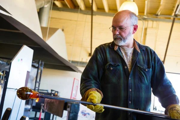 Expert Glassblower — Stock Photo, Image