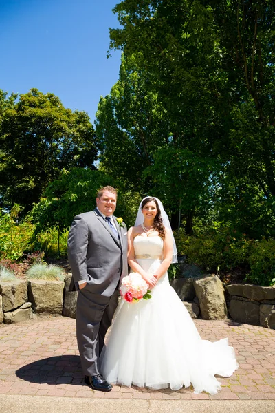 Noiva e noivo dia do casamento — Fotografia de Stock