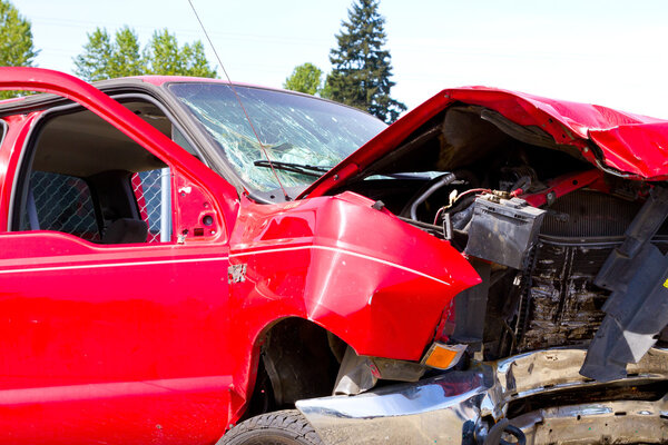 Автомобильное столкновение Jaguar
