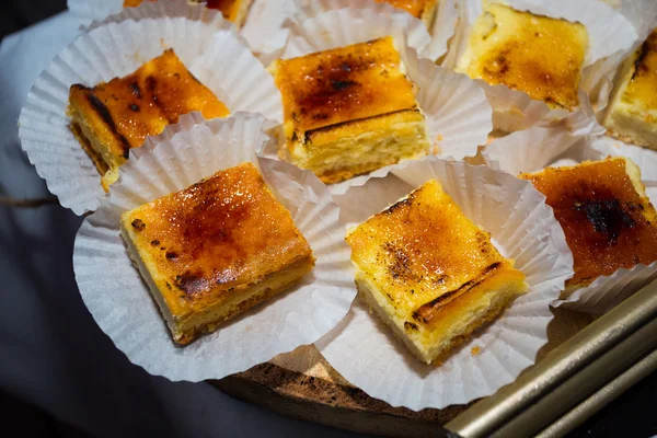 Düğün resepsiyonu tatlı