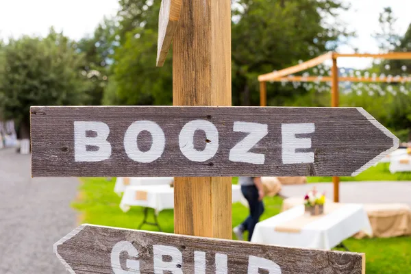 Booze Wedding Sign — Stock Photo, Image