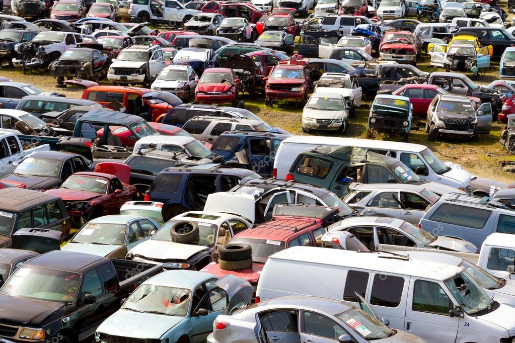 Auto Salvage Yard Junkyard — Stock Photo © joshuarainey 37130331