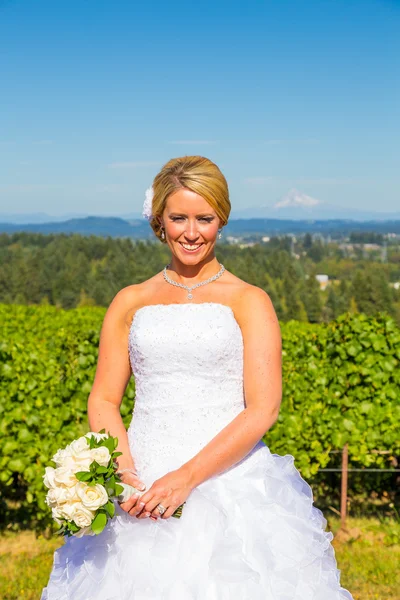 Bride On Her Wedding Day — Stock Photo, Image