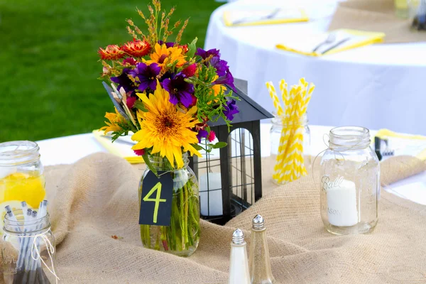 Düğün centerpiece detayları