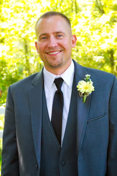 Handsome Groom Portrait on Wedding Day — Stock Photo, Image