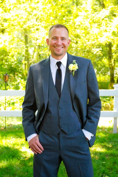 Handsome Groom Portrait on Wedding Day — Stock Photo, Image