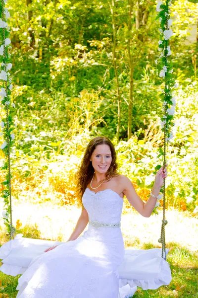 Beautiful Bride in Wedding Dress — Stock Photo, Image