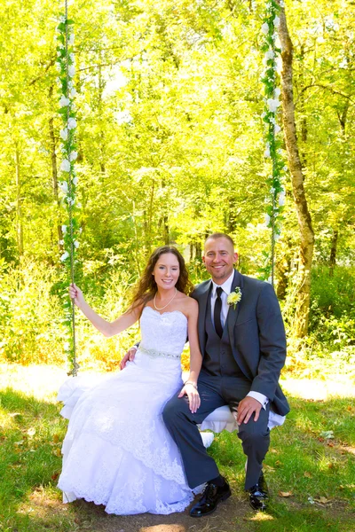 Casal de casamento Noiva e noivo retratos — Fotografia de Stock