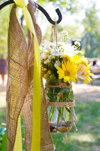 Hochzeitstag Blumenschmuck — Stockfoto