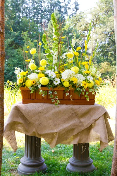 Wedding Day Floral Arrangements — Stock Photo, Image