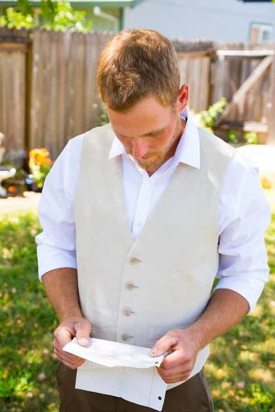 Groom Reading Vows for Wedding — Stock Photo, Image