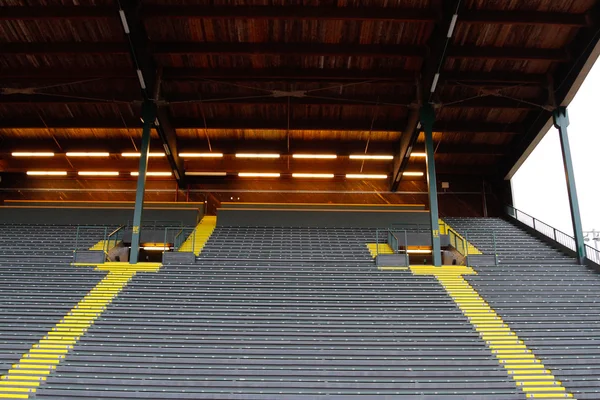 Tribuny na historické hayward field — Stock fotografie