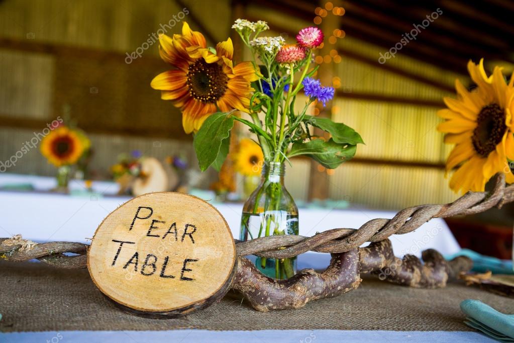 Nature Themed Wedding Cake Tree Themed Wedding Reception Decor