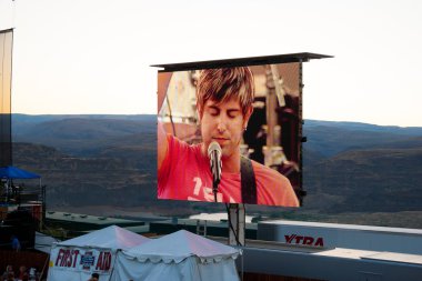 Jeremy Camp Performs at Creation NW 2006 clipart
