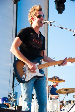 Yaratılış performansta Batı 2006
