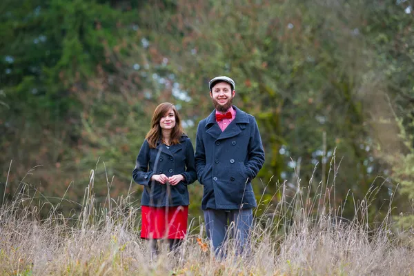 Engaged Couple Outdoors — Stock Photo, Image