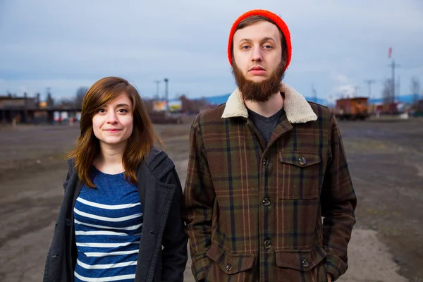 Pareja Hipster retrato de moda —  Fotos de Stock