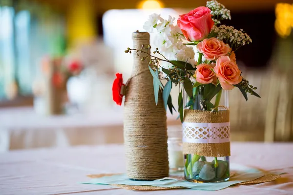 Ślub odbiór stole centerpieces — Zdjęcie stockowe