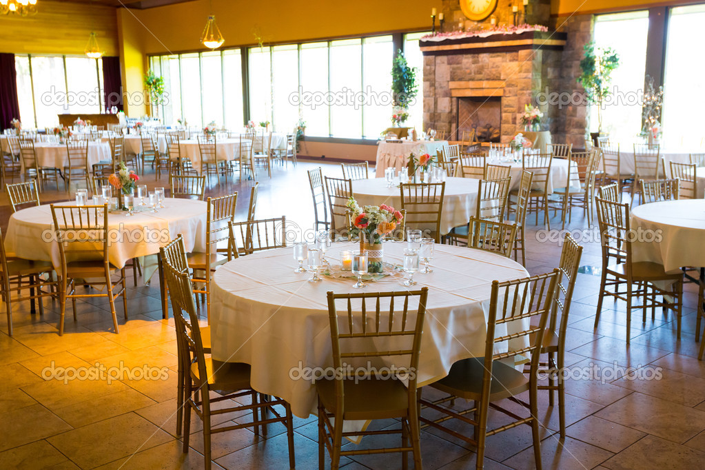 Wedding Reception Tables and Seating
