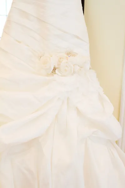 Vestido de novia blanco — Foto de Stock