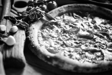 Lezzetli taze İtalyan pizzası. Yakın plan.