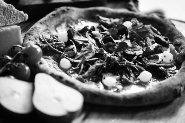 Savoureuse Pizza Italienne Fraîche Vue Rapprochée — Photo