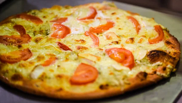 Delicious Italian Home Made Pizza — Zdjęcie stockowe