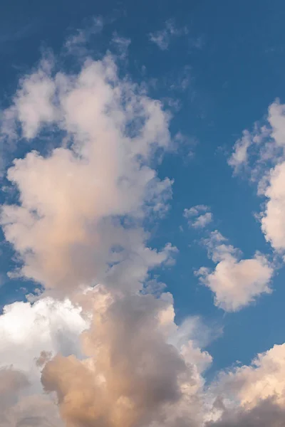 Cumulo Nuvole Tempesta Sullo Sfondo Cielo Blu Dopo Temporale — Foto Stock