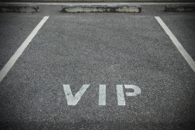 b ile birinci sınıf mahsus bir park olan VIP servis simge