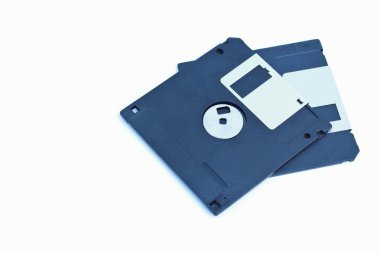 Disketler beyaz arkaplanda izole edildi