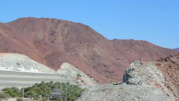 Berglandschap, bergachtig terrein — Stockvideo