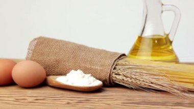 İtalyan spagetti, İtalyan pasta malzemeleri