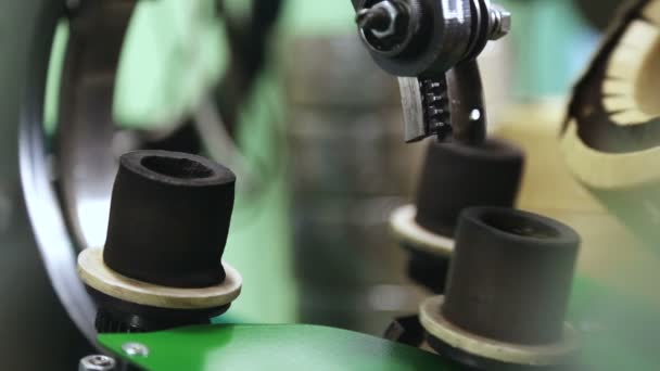 Industriproduktion Och Transformatorlindning Tillverkning Ringformad Transformator — Stockvideo