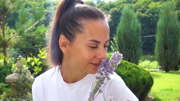 Portrait Beautiful Girl Bouquet Lavender Her Hands Young Happy Woman — Wideo stockowe