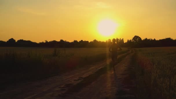 Sports Recreation Silhouette Teenager Boy Who Runs Sunset Guy Trains — Stock videók