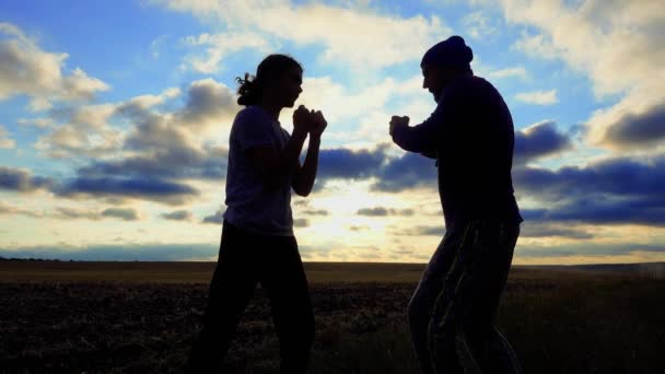 Sports Recreation Father Son Train Sunset Couple Father Son Boxing — Stock videók