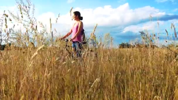 Young Happy Woman Bike Field Girl Rides Bike Nature Close — Vídeo de Stock