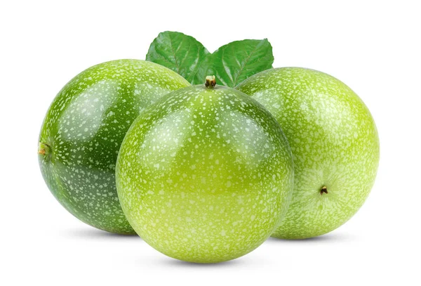 Yeşil Tutku Meyvesi Beyaz Zemin Üzerine Izole — Stok fotoğraf