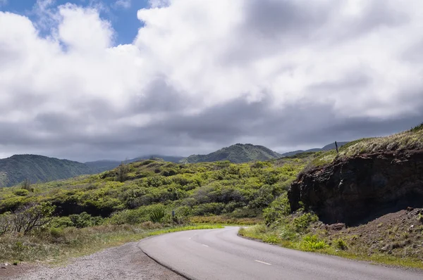 Route vers les montagnes — Photo