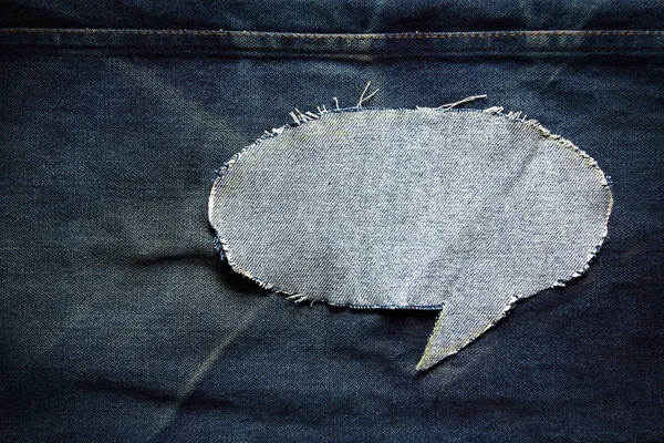 Bulle de discours en jean bleu — Photo
