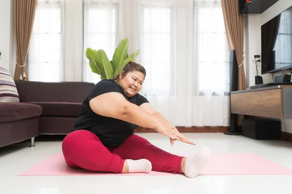 Asiatico Donna Grasso Allenamento Casa Sport Esercizio Perdita Peso Ricreazione — Foto Stock