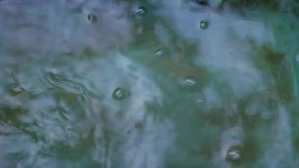 Kunstmatige Watergolf Gecreëerd Water Met Luchtmacht Voor Natuurramp Presentatie — Stockvideo