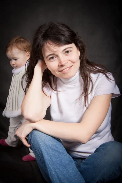 Retrato da mãe com um bebezinho — Fotografia de Stock