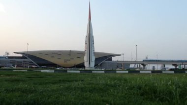 metro ve trafik Dubai